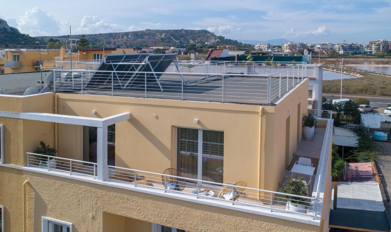 Arveskida Suite Apartment Каляри Екстериор снимка